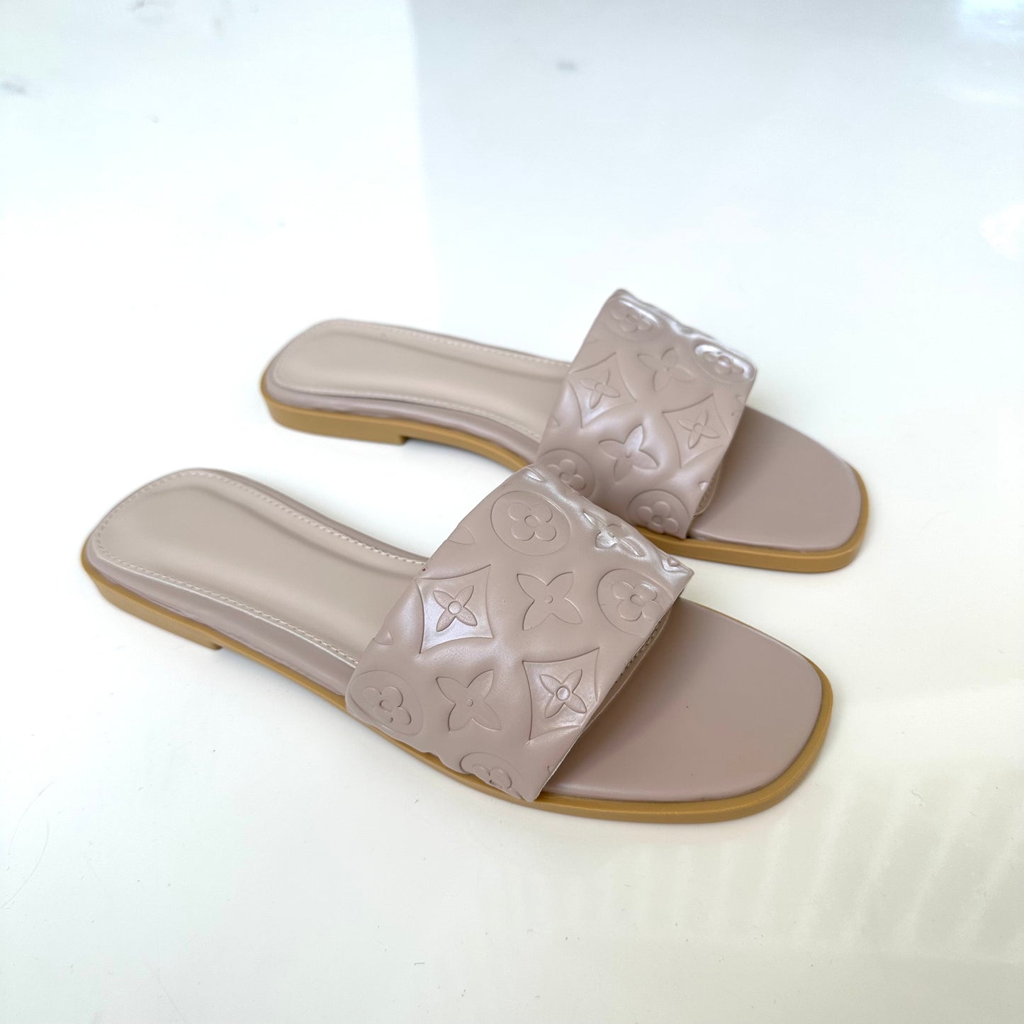 Jumeirah- Nude Floral Embossed Sandals