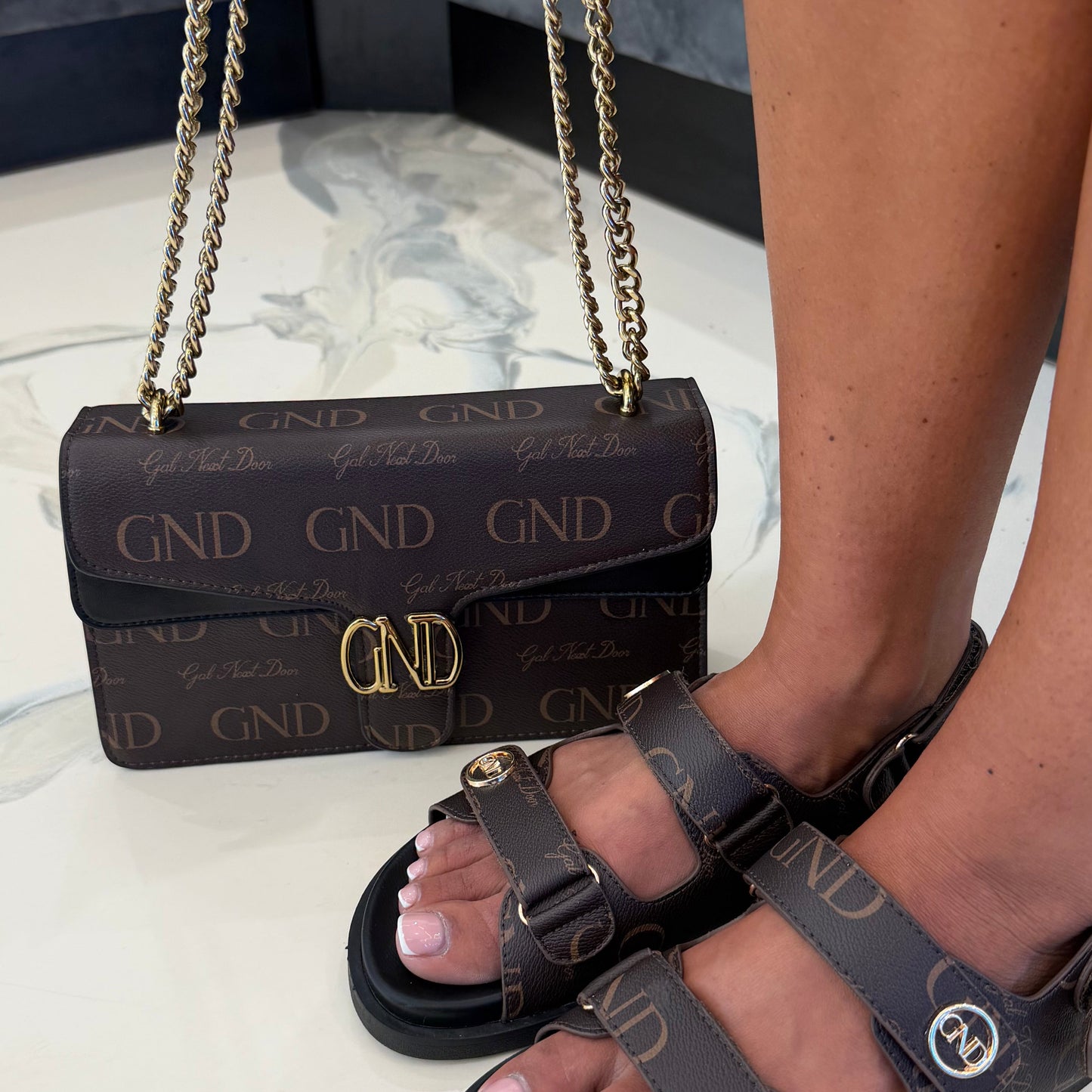 GND Brown & Black Long Chain Crossbody / Shoulder Bag